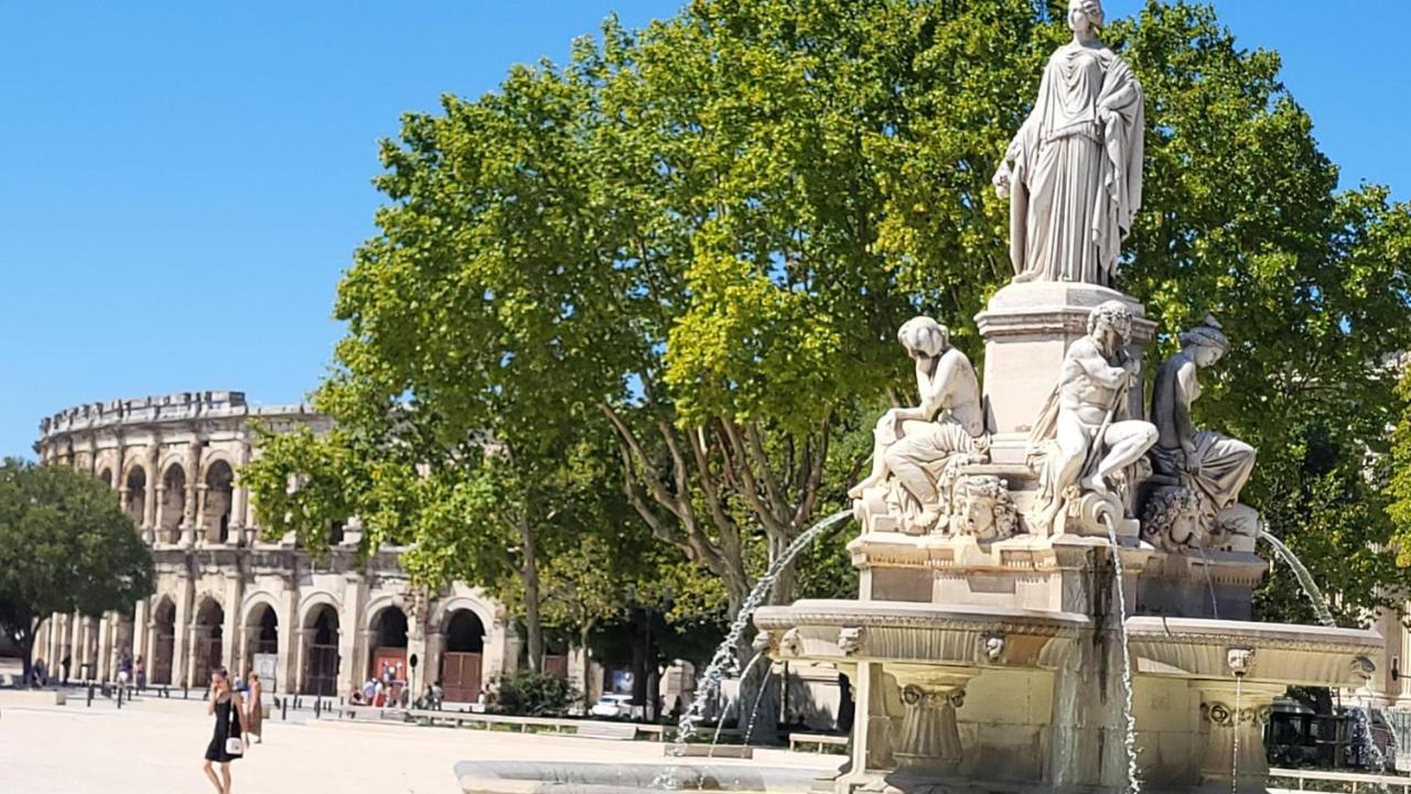 Square Hotel Nîmes Dış mekan fotoğraf