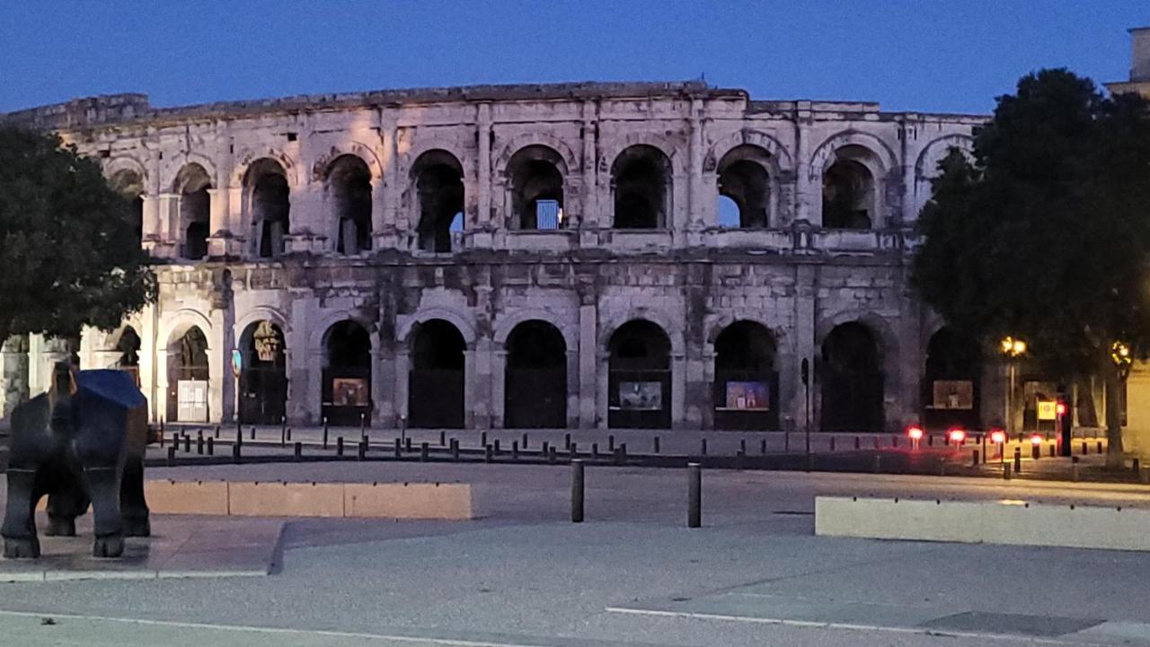 Square Hotel Nîmes Dış mekan fotoğraf